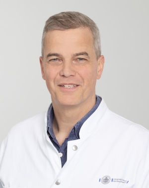 Herr Prof. Dr. med. Tilo Kölbel